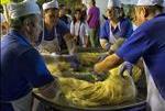 Making the dough of Turkish sweet "pişmaniye".