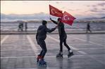 young skaters,ataturk square,izmir